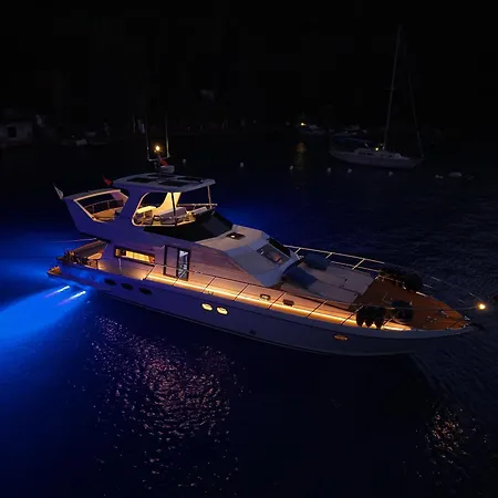 Bateau-hôtel Antares Boat